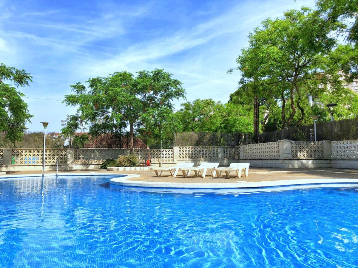Rentalmar Arquus Park Salou Bagian luar foto