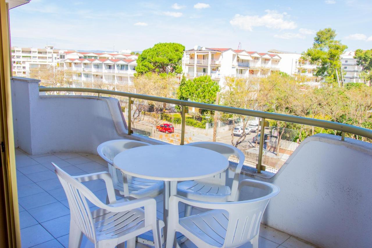 Rentalmar Arquus Park Salou Bagian luar foto