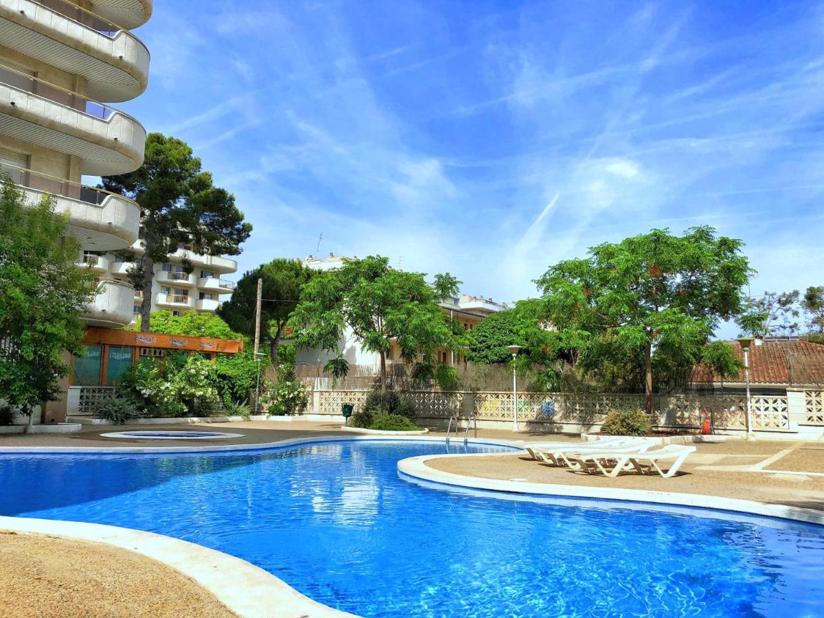 Rentalmar Arquus Park Salou Bagian luar foto